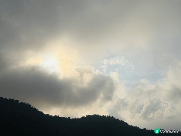 昂坪360纜車上的風景