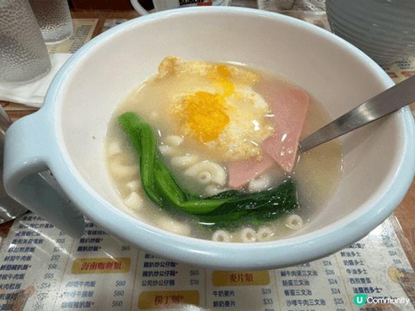 有同愛人一齊煮既愛心晚餐，有同朋友食既午餐，仲有同同事既lu...