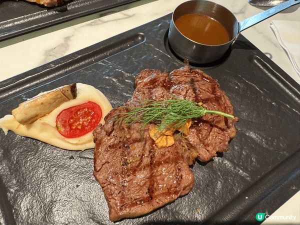 LAB EAT Restaurant & Bar
