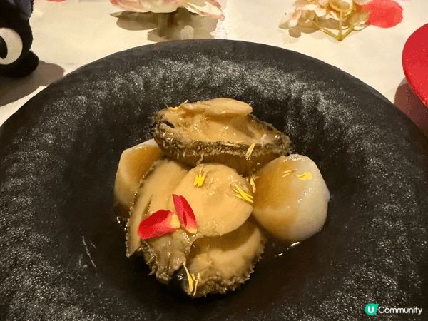 LAB EAT Restaurant & Bar