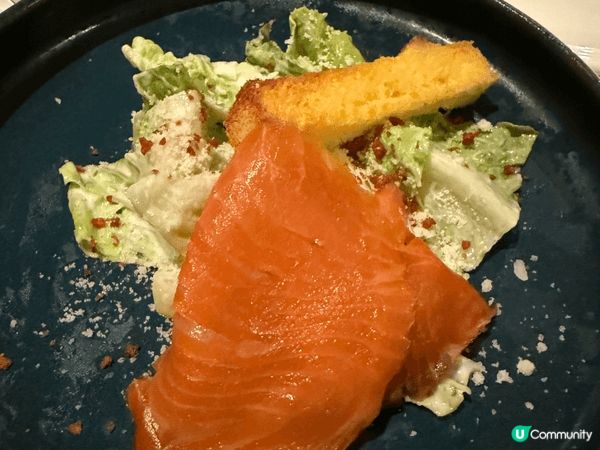 LAB EAT Restaurant & Bar