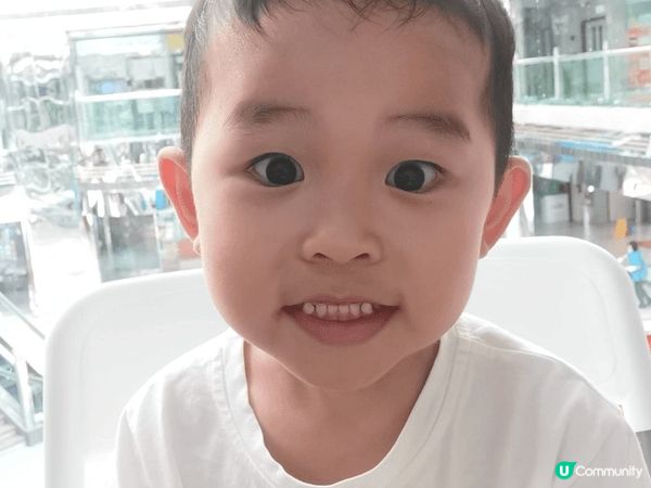 夏天當然要帶小朋友去沙田吏露比公園 可以拍照又可以坐船仔 玩...