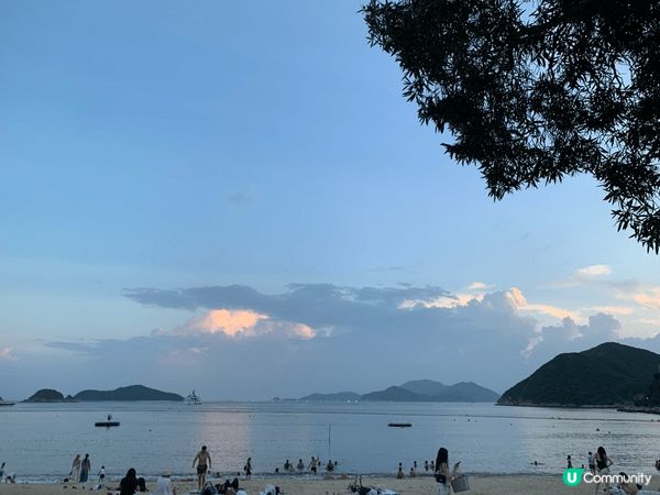 夏日炎炎又有好天氣一定係去玩水，不論會所游泳池還是淺水灣沙灘...