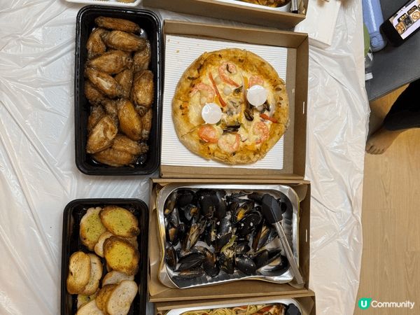 第一張相係元氣壽司，小朋友都好鍾意食壽司！