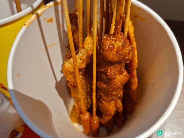 夸父炸串係內地好多分店，自己揀完再比店員炸，炸完好香好特別