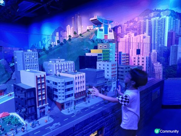 我推介香港 LEGOLAND，首先室內有冷氣，小朋友唔怕曬唔...