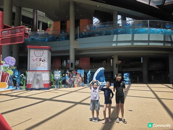 今年女兒生日，我們一家大小連同70歲+婆婆，專程到海洋公園水...