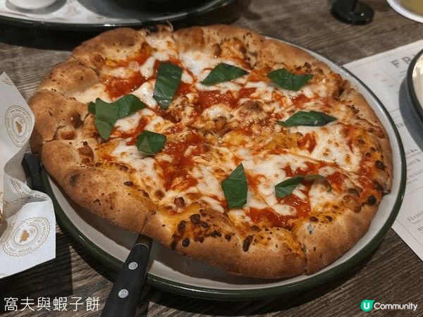7月尾的一個慶生飯局，久違的FRITES。點了經典的PIZZ...