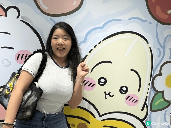 在台灣限定店的照片，有Chiikawa pocket限定的商...