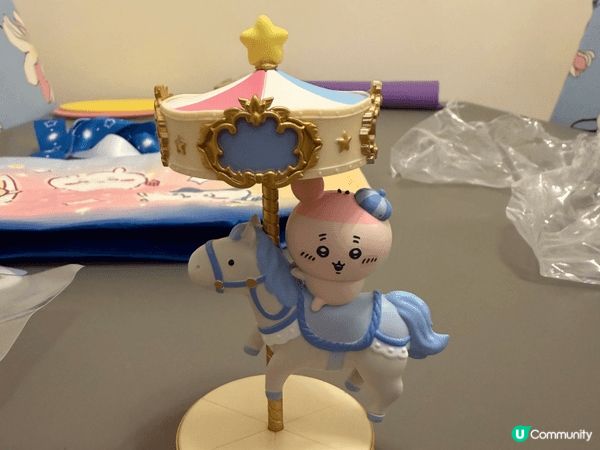 相片是在Chiikawa Artiverse特展拍攝，除了有...