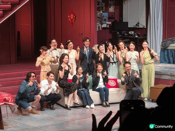 呢個係大龍鳳舞台劇，內容都適合一家大細去睇，位置又坐得舒服，...