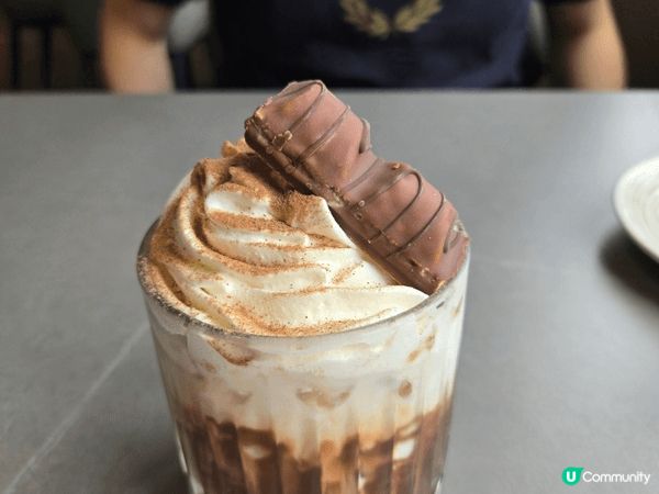 Umi Cafe 風景一流，同小朋友來坐得舒服又有美食，價錢...