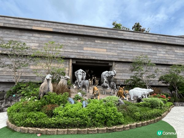 位於馬灣的挪亞方舟公園好適合一家大細去玩，因為可以接觸大自然...