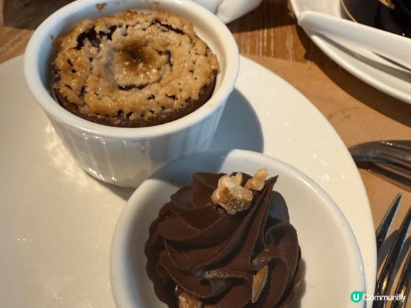 仔仔生日同佢去食自助餐，今次選擇左柏寧酒店既PLAYT😋先要...