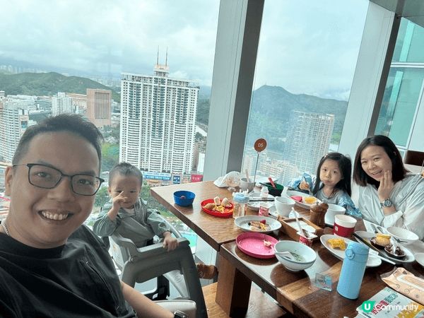 深圳君悦酒店「秀廚房」自助餐體驗豐富，海鮮冷盤新鮮，中西熱食...