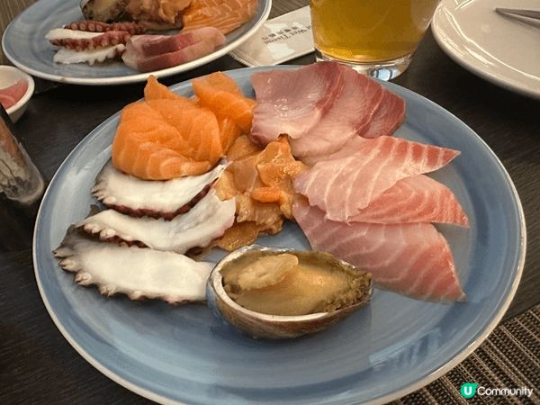 前排同屋企人去咗尖沙咀YMCA食dinner buffet，...