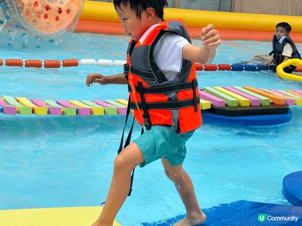 暑假消暑嘅好方法，梗係荃灣廣場嘅hyper kids，又可以...