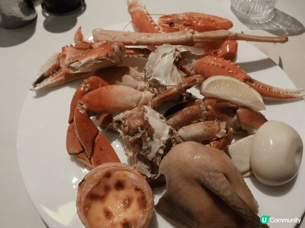 JW cafe環境及食品都有一定水準，海鮮新鮮美味，花膠是l...