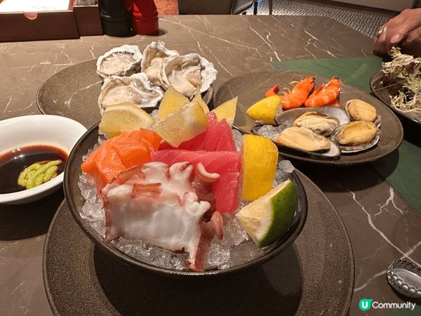 鐘意有任食生蠔既自助餐，同埋食自助餐環境一定要靚同埋大先會舒...
