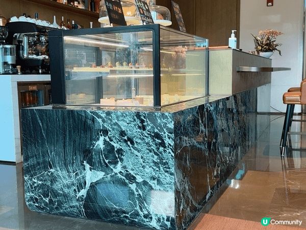 鐘意有任食生蠔既自助餐，同埋食自助餐環境一定要靚同埋大先會舒...
