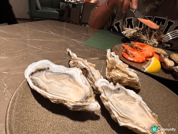 鐘意有任食生蠔既自助餐，同埋食自助餐環境一定要靚同埋大先會舒...
