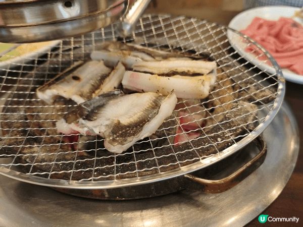 韓國弘大既花蟹世界同弘大既燒鰻魚~