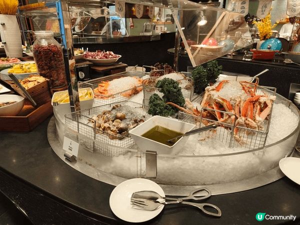 環境舒適位於灣仔核心地段（諾富特世紀酒店），地點優越。餐廳環...