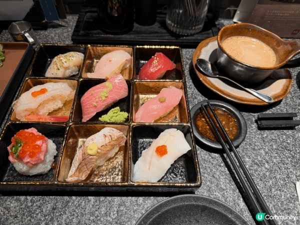 我鍾意食嘢和周圍去品嚐唔同美味的食品，無論是中式西、西甜、日...