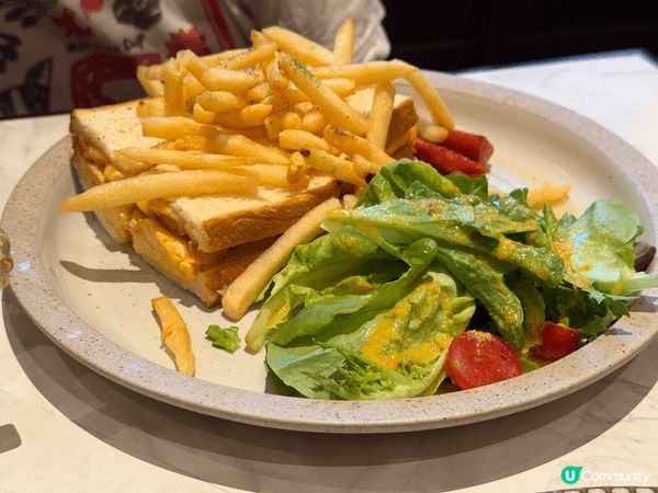 位於灣仔合和中心的「星光喫茶洋食」