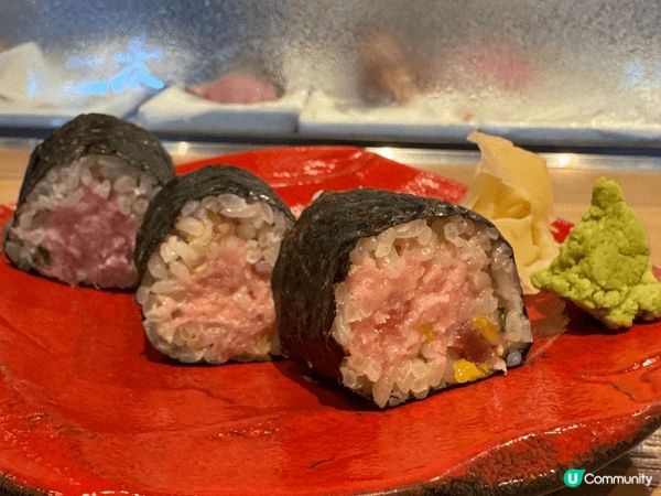 有時行街食飯，最吸引我嘅往往唔單止係食物本身，而係嗰種突如其...