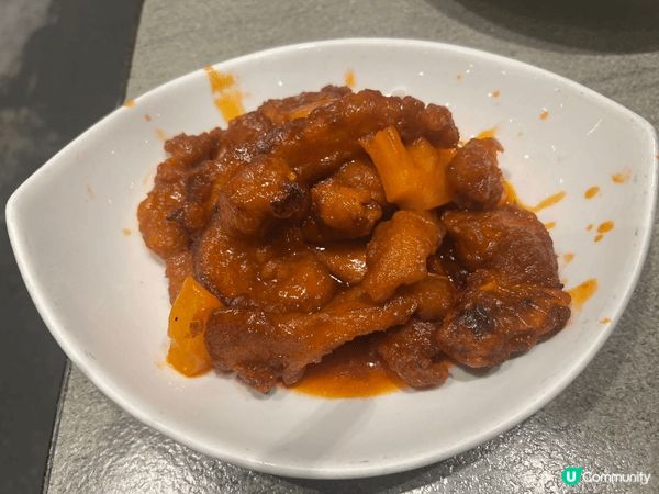 明星酒樓主要供應正宗的廣東粵菜、港式點心及各式游水海鮮，主打...