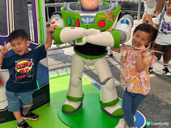 趁海港城toy story 佈置仲未更換，