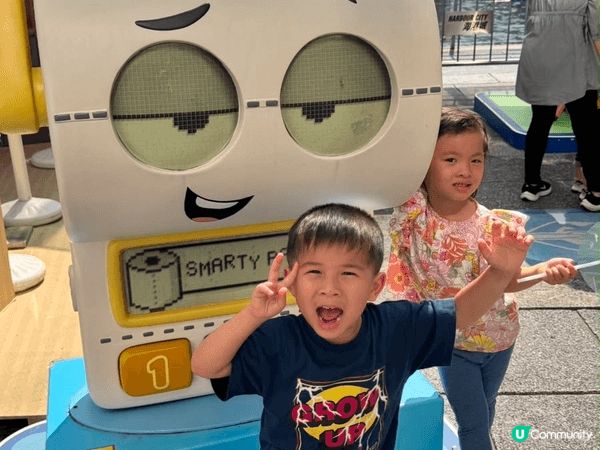 趁海港城toy story 佈置仲未更換，