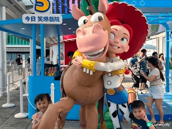趁海港城toy story 佈置仲未更換，