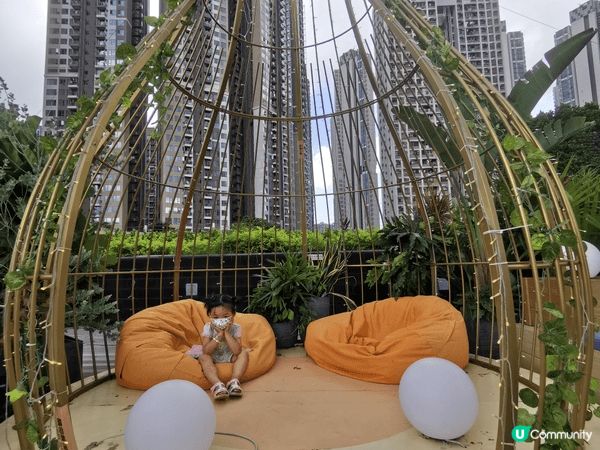 位於葵芳新都會商場上方的公園非常適合帶小朋友去放電,地方多大...