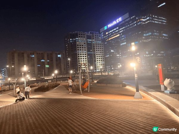 茶果嶺海濱公園喺街觀塘污水泵房海邊，經過好多次都唔知原來上面...