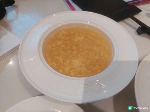 每逢假日都會帶小朋友去迪士尼樂園玩餐飽，欣賞各類型的精彩表演...