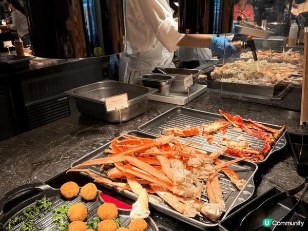 呢間係東涌世茂喜來登酒店，真係好好食，性價比好高，呢間嘅食物...