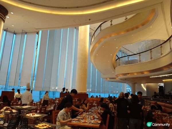 海逸君綽、位處黃埔