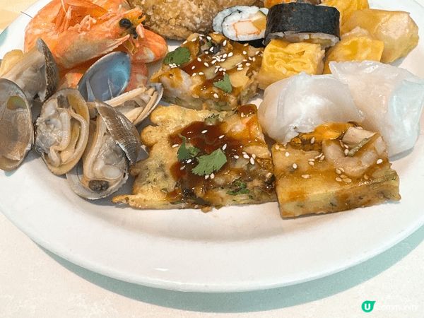 今次特登揀咗尖沙咀百樂酒店「Park Café」嘅中午自助餐...