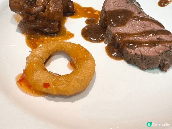今次特登揀咗尖沙咀百樂酒店「Park Café」嘅中午自助餐...