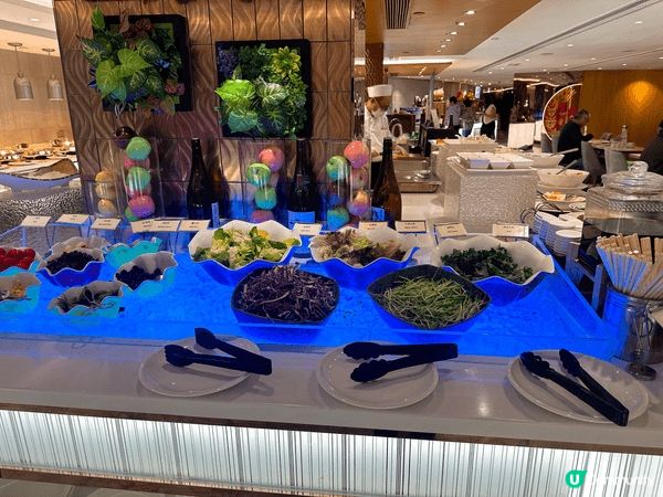 今次特登揀咗尖沙咀百樂酒店「Park Café」嘅中午自助餐...