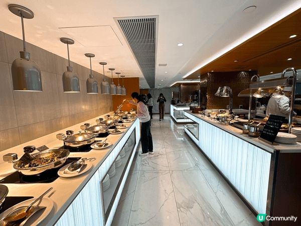 今次特登揀咗尖沙咀百樂酒店「Park Café」嘅中午自助餐...