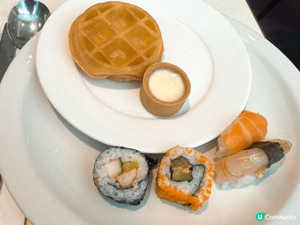 今次特登揀咗尖沙咀百樂酒店「Park Café」嘅中午自助餐...