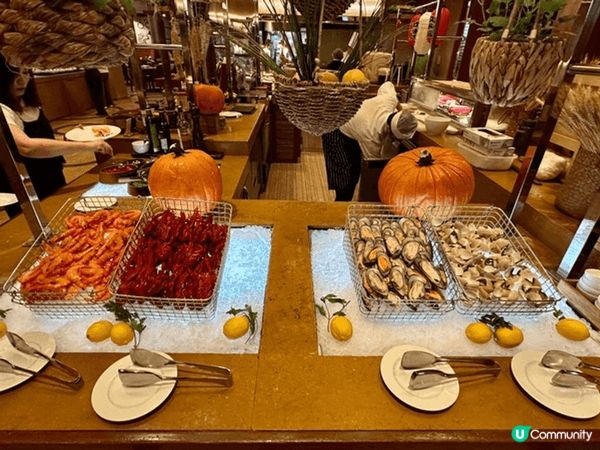 我去過尖沙咀嘅Hyatt酒店享用過自助餐, 佢性價比高, 除...