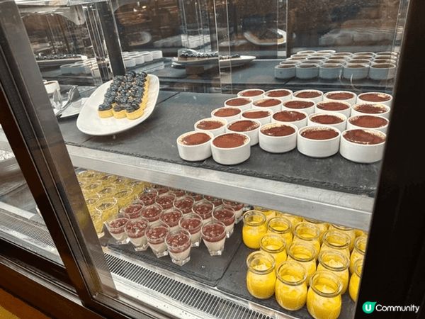 我去過尖沙咀嘅Hyatt酒店享用過自助餐, 佢性價比高, 除...