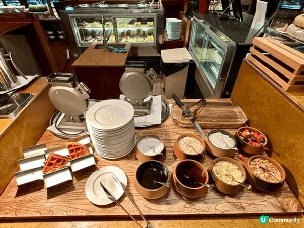 我去過尖沙咀嘅Hyatt酒店享用過自助餐, 佢性價比高, 除...