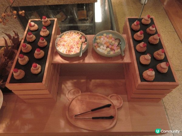 港島香格里拉酒店(cafe TOO)位於金鐘太古廣場👍🏻，是...