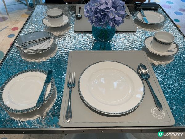 上個月去咗Tiffany Blue Box Cafe 食Af...