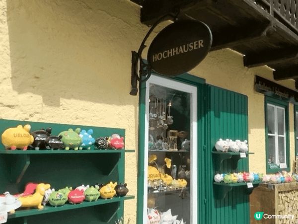 哈爾施塔特（Hallstatt）是奧地利的一個美麗小鎮，坐落...